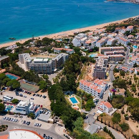 Charming Beachside Apartment W/ Pool By Lovelystay Albufeira Extérieur photo