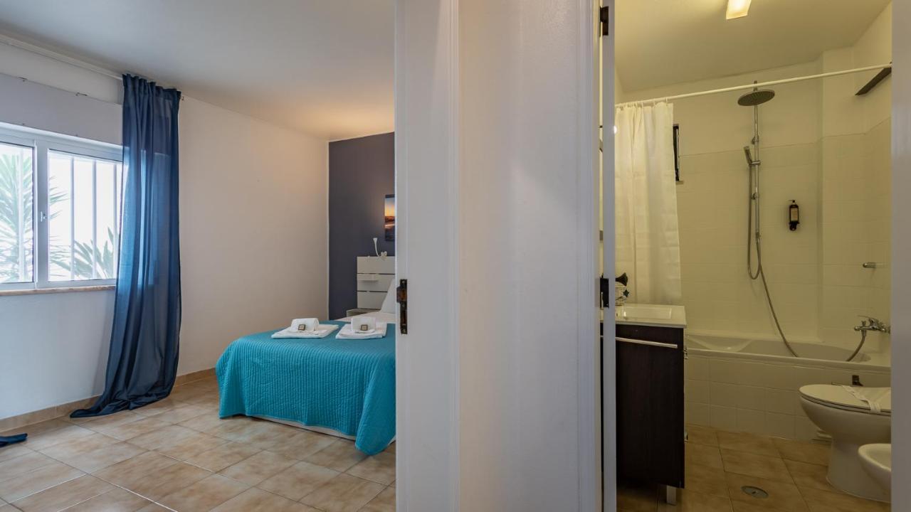 Charming Beachside Apartment W/ Pool By Lovelystay Albufeira Extérieur photo